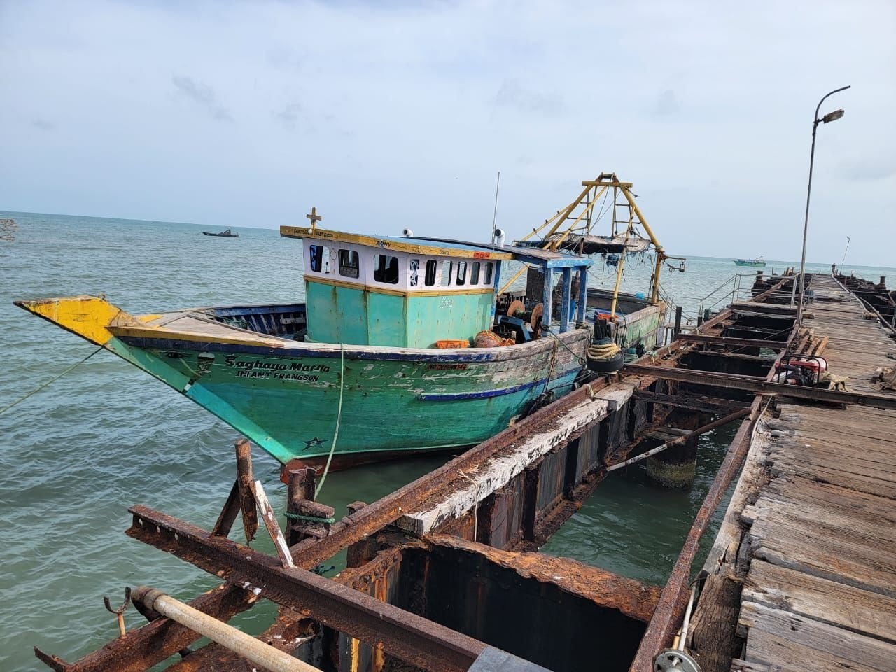 Fishermen held in Srilanka 