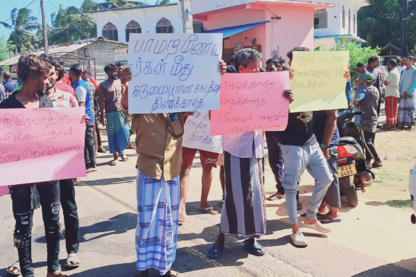 Fishermen protest against the shooting 