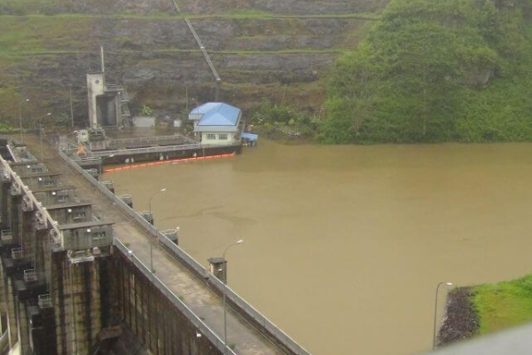 Kalmunai land encroachment 
